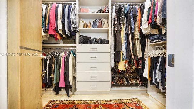 3075 Mary St, Miami, FL 33133