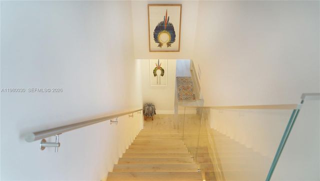 3075 Mary St, Miami, FL 33133