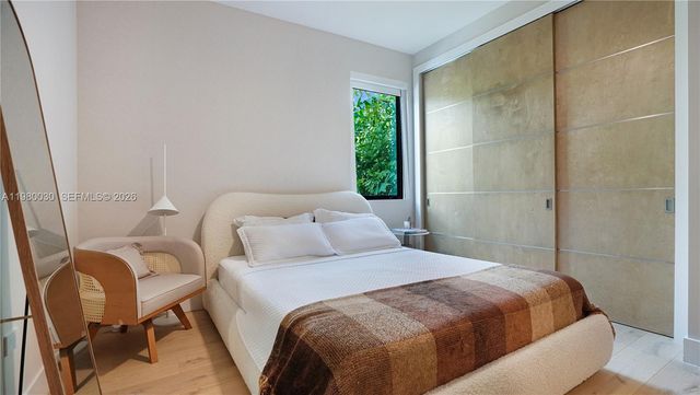 3075 Mary St, Miami, FL 33133