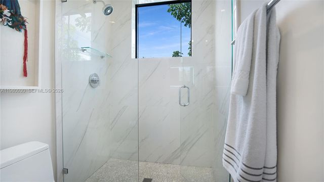 3075 Mary St, Miami, FL 33133