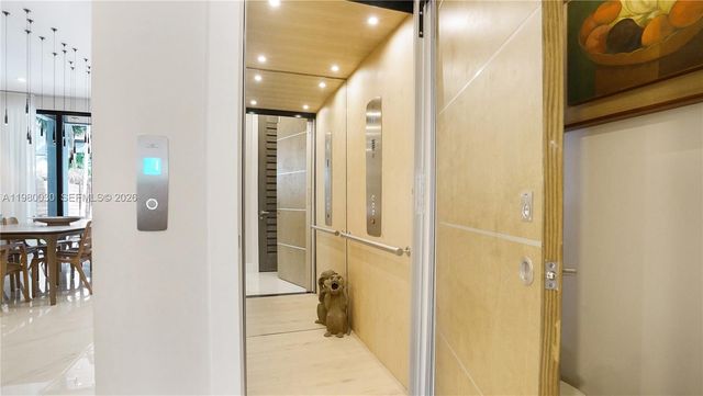 3075 Mary St, Miami, FL 33133