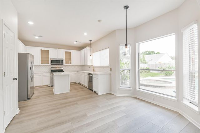 11230 Sunshine Park Drive, Cypress, TX 77429