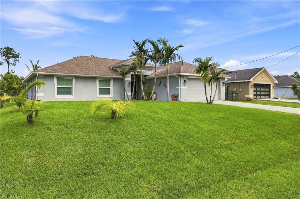 192 Townsend CT, LEHIGH ACRES, FL 33972 — exterior