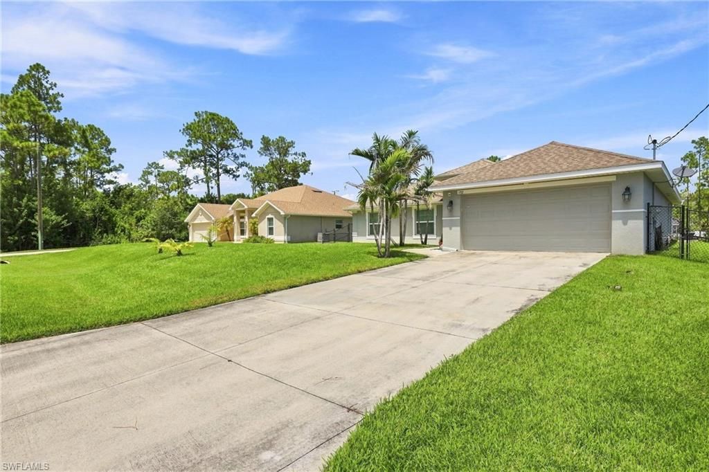 192 Townsend CT, LEHIGH ACRES, FL 33972 — photo 3
