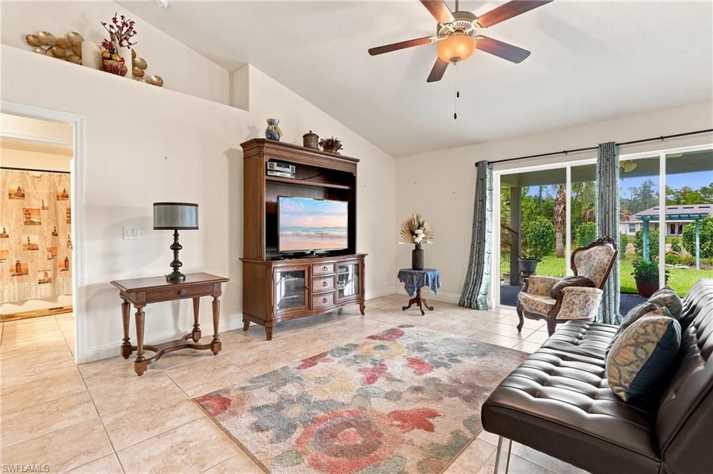 192 Townsend CT, LEHIGH ACRES, FL 33972 — photo 4