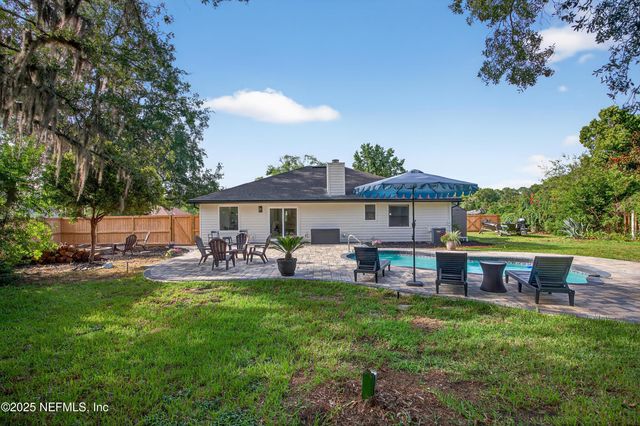 14379 POND PLACE Drive, Jacksonville, FL 32223