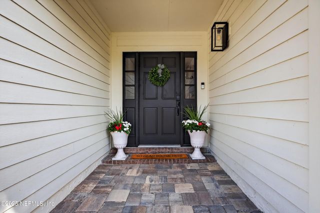 14379 POND PLACE Drive, Jacksonville, FL 32223