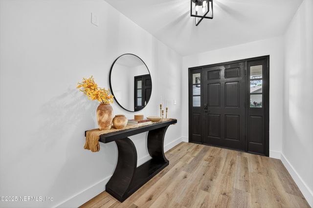 14379 POND PLACE Drive, Jacksonville, FL 32223