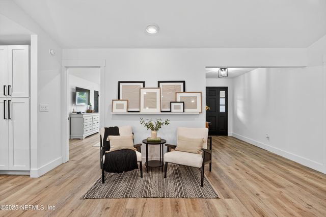 14379 POND PLACE Drive, Jacksonville, FL 32223