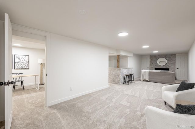 19436 Donna Street, Livonia, MI 48152