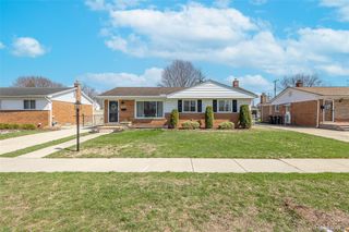 19436 Donna Street, Livonia, MI 48152