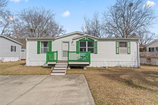 512 Folly Estates Dr., Myrtle Beach, SC 29588