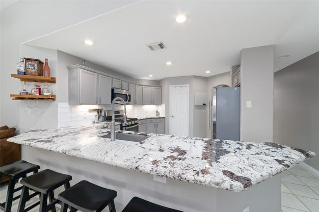 13806 Arapaho Shadow Court, Cypress, TX 77429