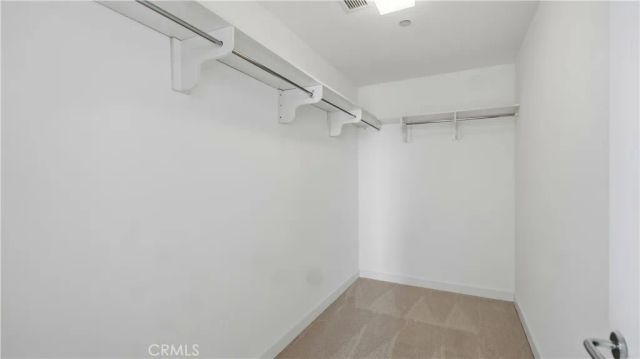 9 MacArthur Place N2002, Santa Ana, CA 92707