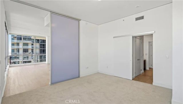 9 MacArthur Place N2002, Santa Ana, CA 92707