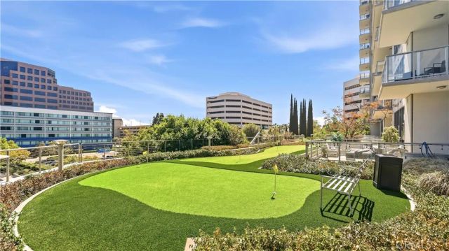 9 MacArthur Place N2002, Santa Ana, CA 92707