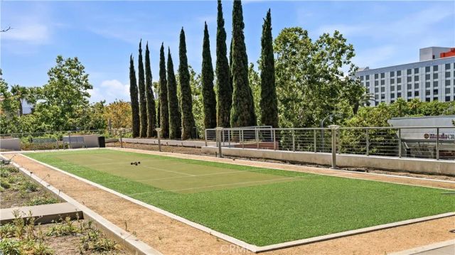 9 MacArthur Place N2002, Santa Ana, CA 92707
