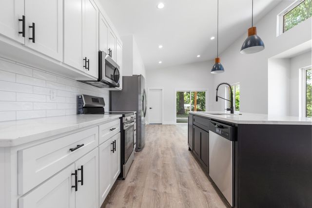 32407 Oxford Drive, Afton, OK 74331