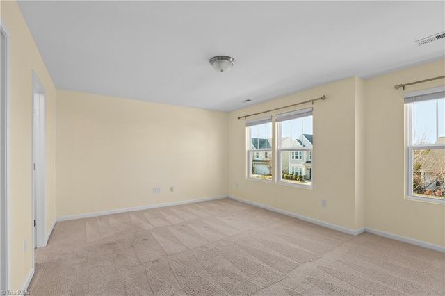 2473 Moss Grove Crossing, Winston-salem, NC 27103