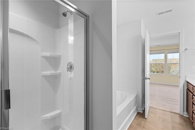 2473 Moss Grove Crossing, Winston-salem, NC 27103