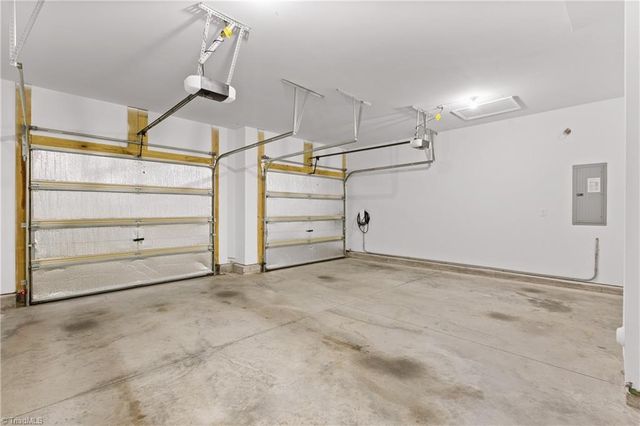 2473 Moss Grove Crossing, Winston-salem, NC 27103