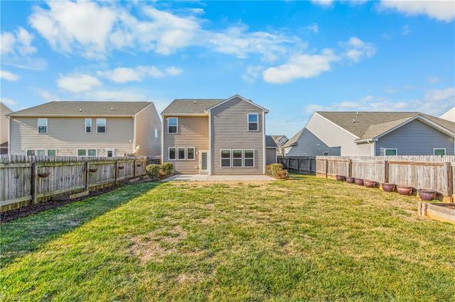 2473 Moss Grove Crossing, Winston-salem, NC 27103