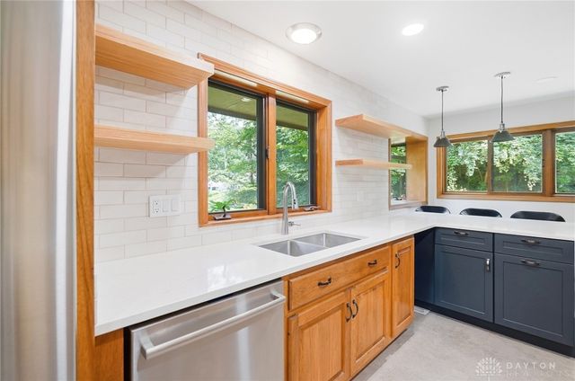 751 Laurelwood Road, Kettering, OH 45419