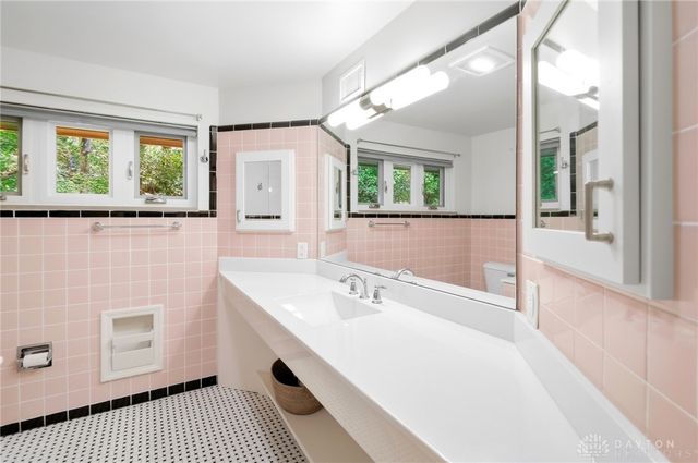 751 Laurelwood Road, Kettering, OH 45419