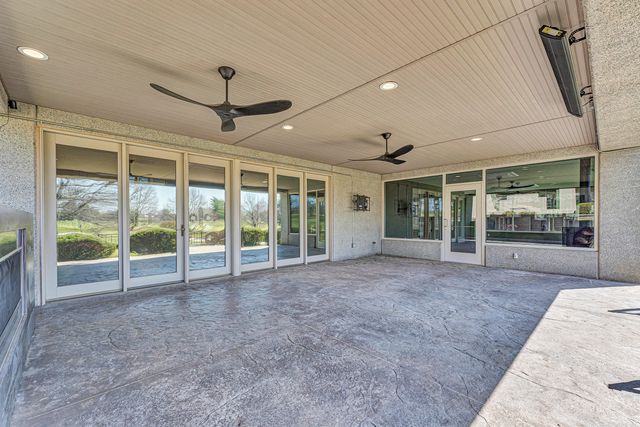 5197 S Stonehaven Drive, Springfield, MO 65809