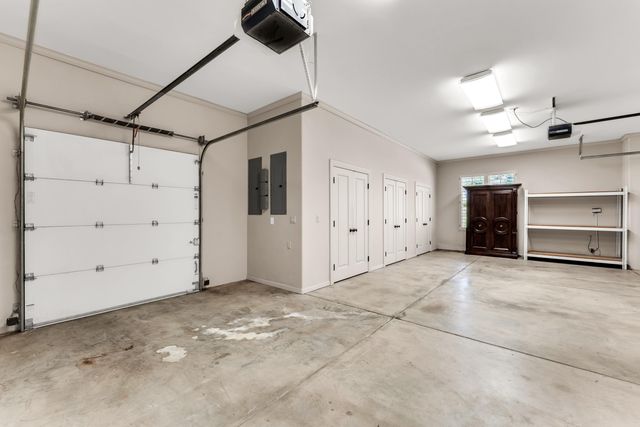 5197 S Stonehaven Drive, Springfield, MO 65809