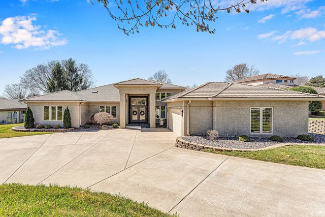 5197 S Stonehaven Drive, Springfield, MO 65809