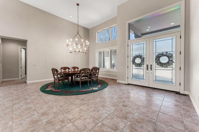 5197 S Stonehaven Drive, Springfield, MO 65809