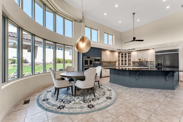 5197 S Stonehaven Drive, Springfield, MO 65809