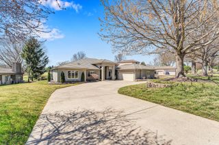 5197 S Stonehaven Drive, Springfield, MO 65809