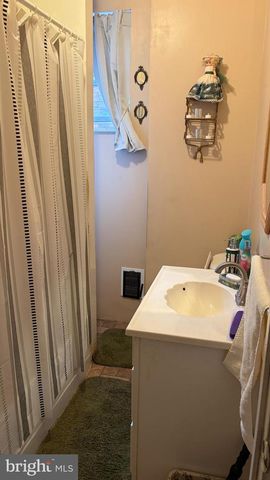 2627 S 15TH ST, Philadelphia, PA 19145
