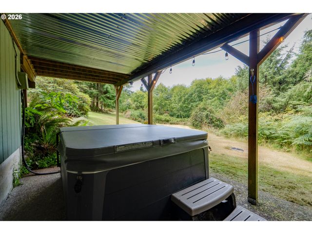 36389 BATTLE CREEK Ln, Astoria, OR 97103