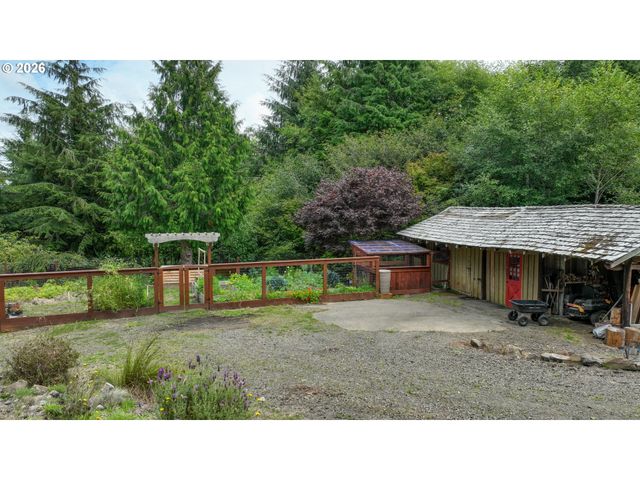 36389 BATTLE CREEK Ln, Astoria, OR 97103
