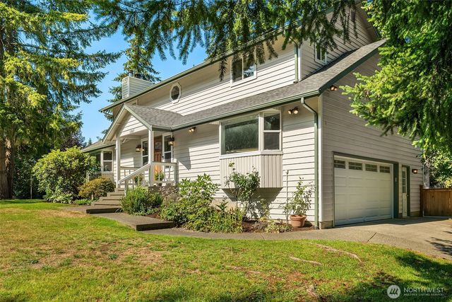 11517 Tyler Place NE, Bainbridge Island, WA 98110