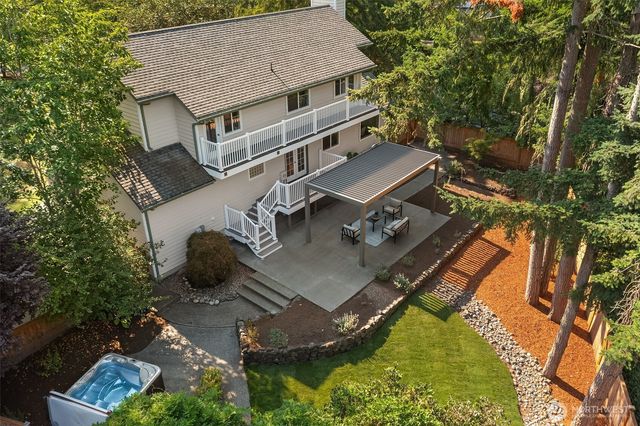 11517 Tyler Place NE, Bainbridge Island, WA 98110