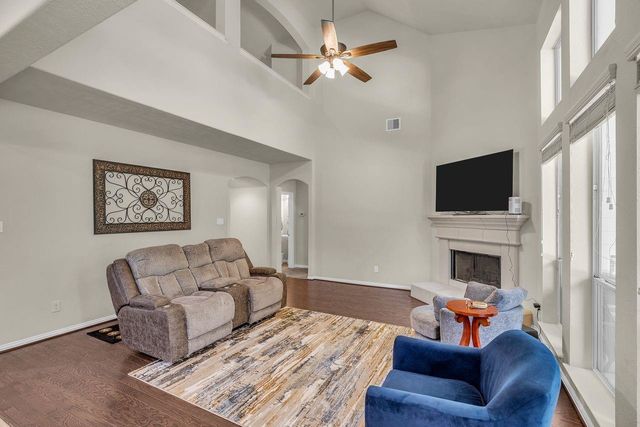 13859 Shoreline Drive, Willis, TX 77318