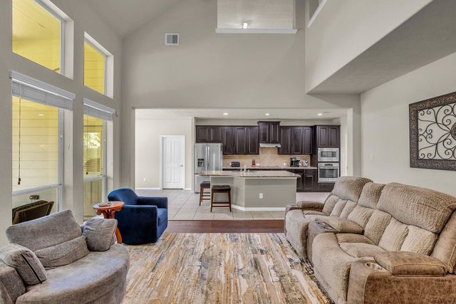 13859 Shoreline Drive, Willis, TX 77318