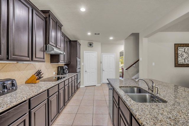 13859 Shoreline Drive, Willis, TX 77318