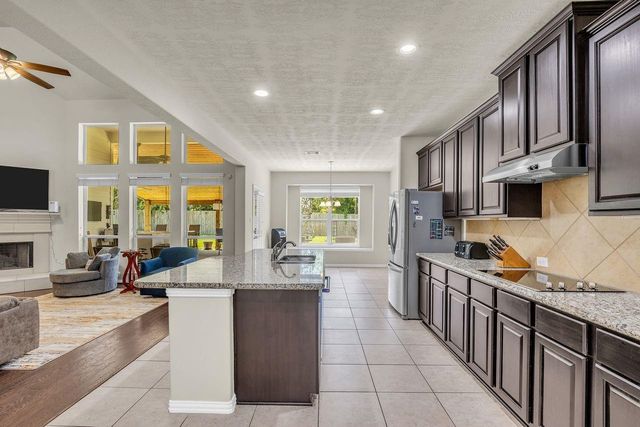 13859 Shoreline Drive, Willis, TX 77318