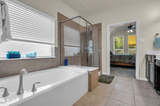 13859 Shoreline Drive, Willis, TX 77318