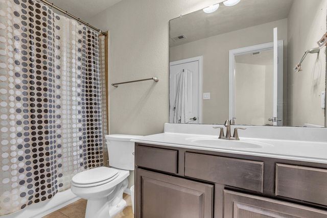 13859 Shoreline Drive, Willis, TX 77318