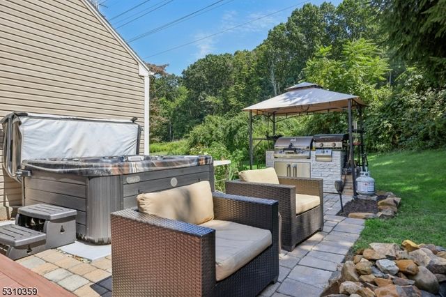 7 Sunset Ter, Chatham Twp., NJ 07928