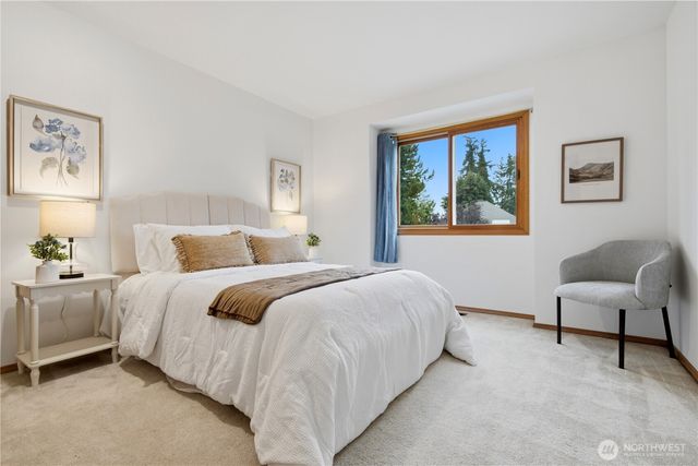 11607 SE 77th Place, Newcastle, WA 98056