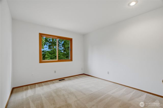 11607 SE 77th Place, Newcastle, WA 98056