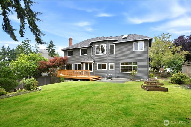 11607 SE 77th Place, Newcastle, WA 98056