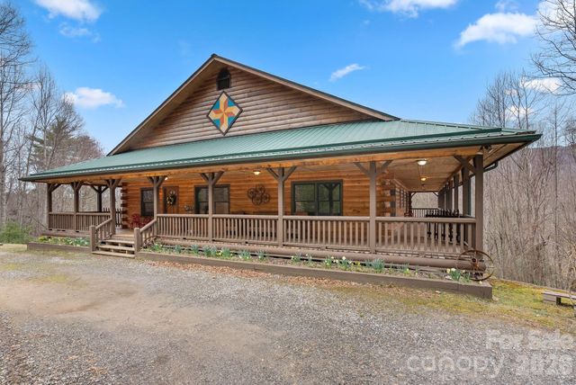 264 Moonbeam Lane, Clyde, NC 28721